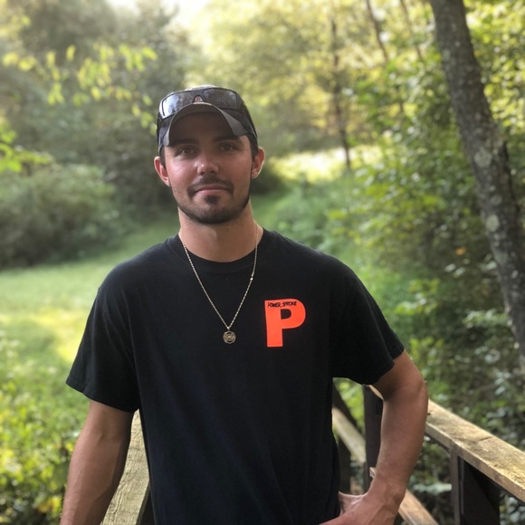 Meet your Posher, Alex - Picture 1 of 1